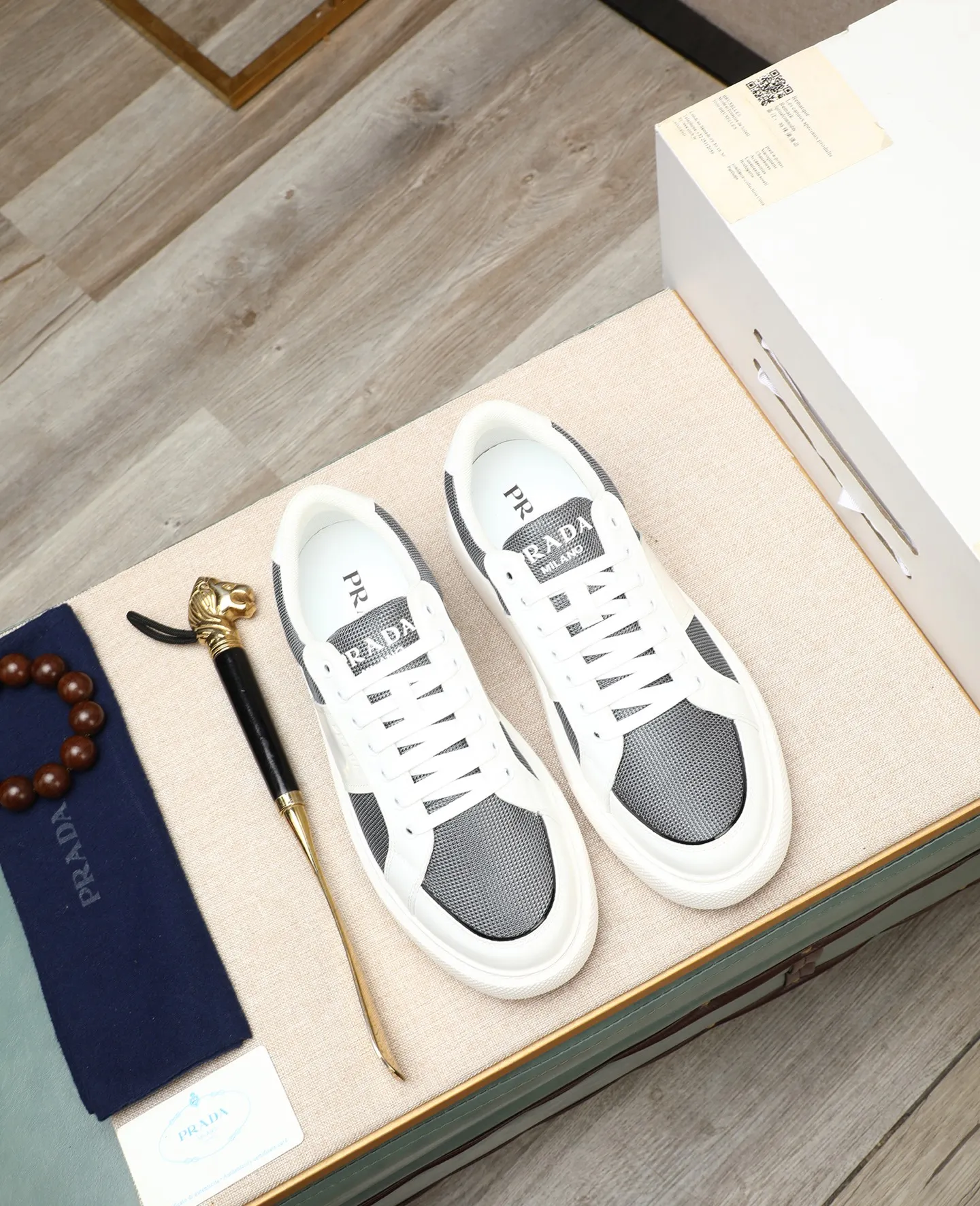 Men's shoes 💰580 [PRADA] Prada - High-end quality original order - Upper: 🔝 silk calfskin, brand canvas cloth, brand metal fasteners - Lining: mesh, foot pads; top-grade cowhide - Outsole: ultra-light TPU foam; molded outsole - Ultra-high quality control·Fine workmanship: highlighted (high-end·luxury·grade) -Size: 38-44 (45 can be customized) Wang